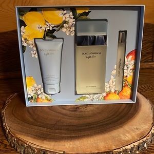 Unused Dolce & Gabbana Light Blue Gift Box